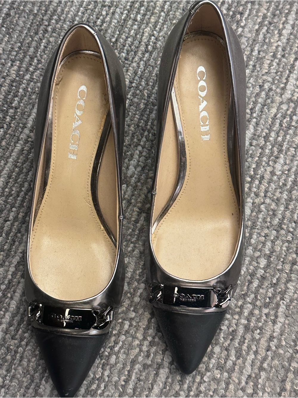 COACH Women’s Black Pointed Gunmetal Heels. Size 6.5 B